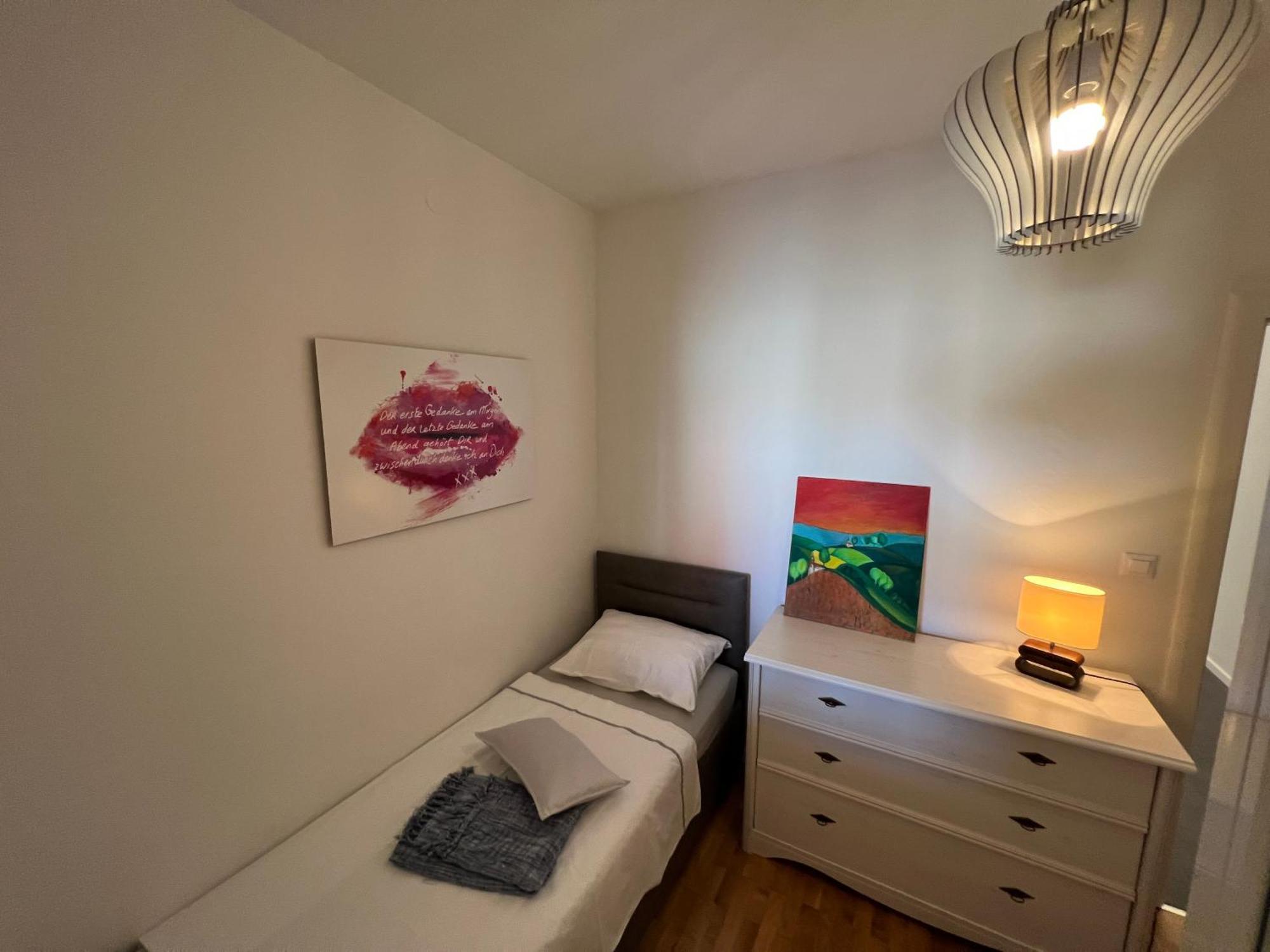Apartments San Monte โปดสตรานา ภายนอก รูปภาพ