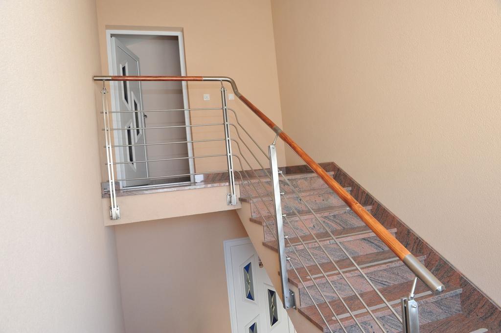 Apartments San Monte โปดสตรานา ห้อง รูปภาพ